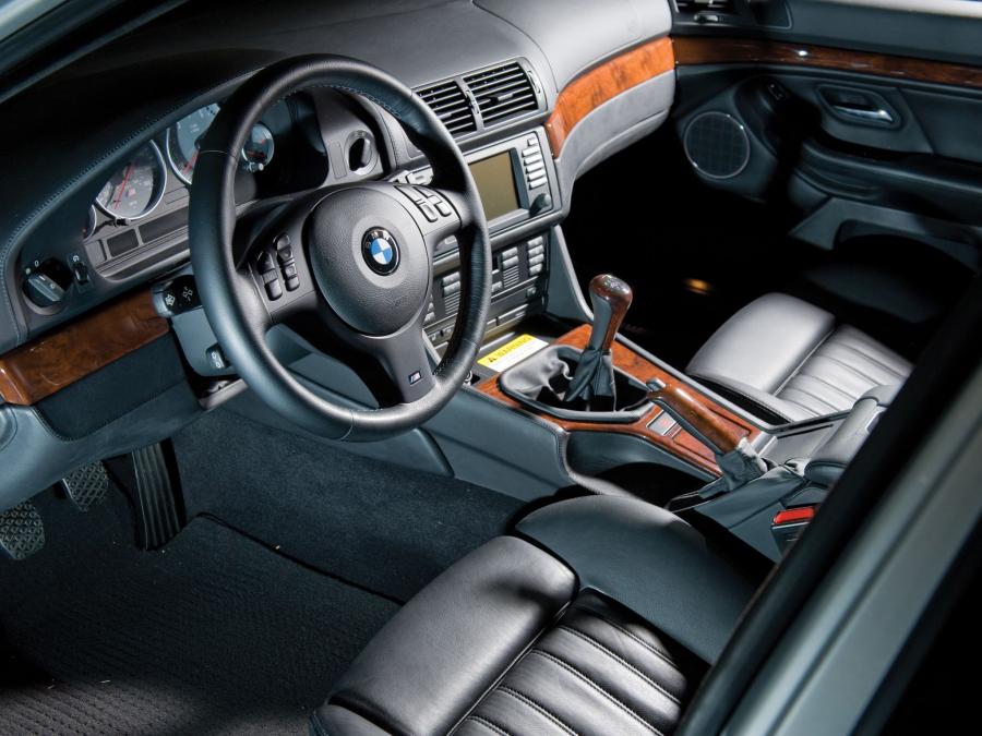 Интерьер BMW M5 (E39) 1999 года  (NA) (фото 5 из 19)